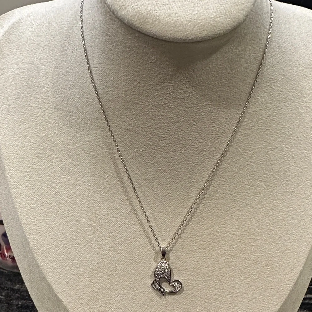 Elegant Silver Butterfly Pendant Necklace
